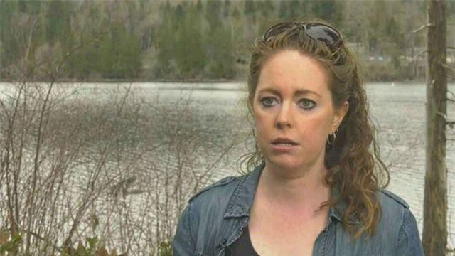 Người mẹ dũng cảm giải cứu con trai 7 tuổi bị báo hoang tấn công