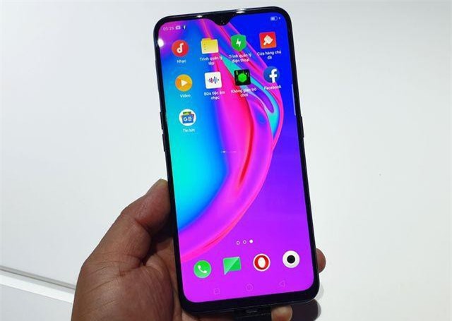 Loạt sản phẩm di động đáng mua đầu tháng 4/2019