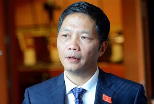 Kỷ luật 3 cán bộ vụ xe biển xanh đón người nhà Bộ trưởng Trần Tuấn Anh