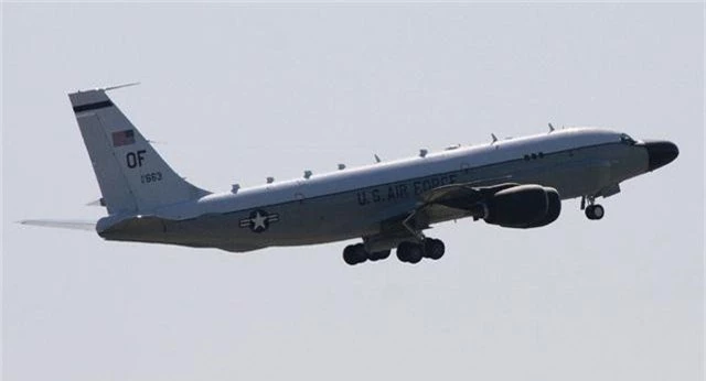 Triều Tiên bị nghi sắp phóng tên lửa, Mỹ đưa may bay “đánh hơi” đến Nhật Bản - 1