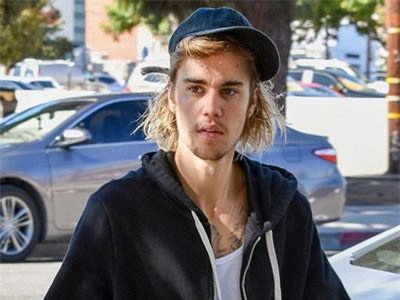 Justin Bieber lên tiếng xin lỗi sau khi đùa vợ mang thai