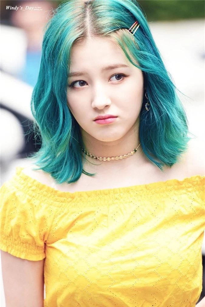 2 mỹ nhân lai nổi đình đám nhất Kpop hiện nay: Đều đẹp như tiên tử, nhưng body mới là yếu tố gây sốc nhất - Ảnh 28. 2 mỹ nhân lai nổi đình đám nhất Kpop hiện nay: Đều đẹp như tiên tử, nhưng body mới là yếu tố gây sốc nhất - Ảnh 28.
