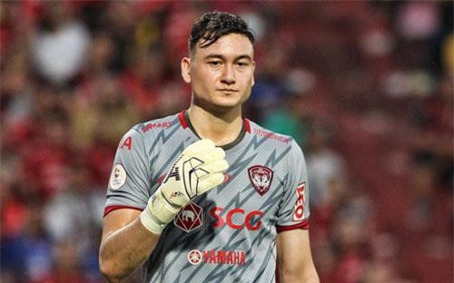 CLIP: "Messsi Lào" lập siêu phẩm vào lưới Văn Lâm