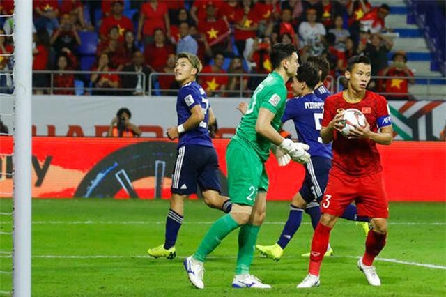 Đội tuyển Việt Nam chờ đối thủ tại King’s Cup 2019