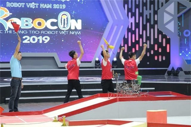 Robocon Việt Nam 2019: Xây dựng bất ngờ vượt qua người anh em Bách khoa - Ảnh 11.