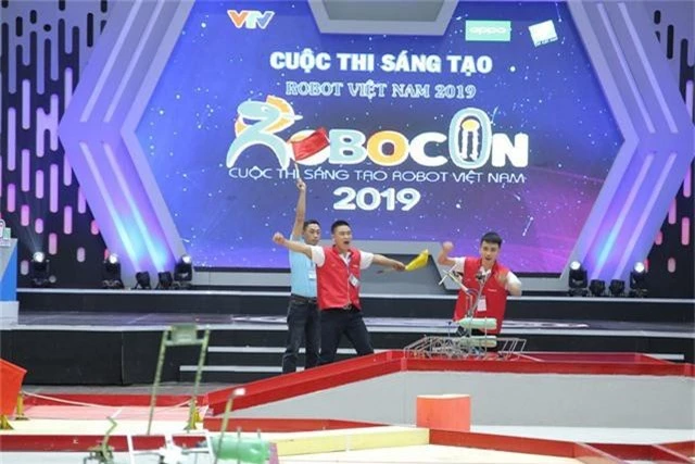 Robocon Việt Nam 2019: Xây dựng bất ngờ vượt qua người anh em Bách khoa - Ảnh 17.