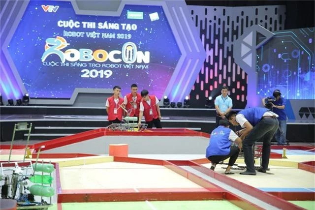 Robocon Việt Nam 2019: Xây dựng bất ngờ vượt qua người anh em Bách khoa - Ảnh 21.