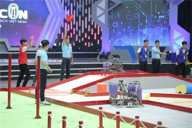 Robocon Việt Nam 2019: Xây dựng bất ngờ vượt qua người anh em Bách khoa - Ảnh 27.