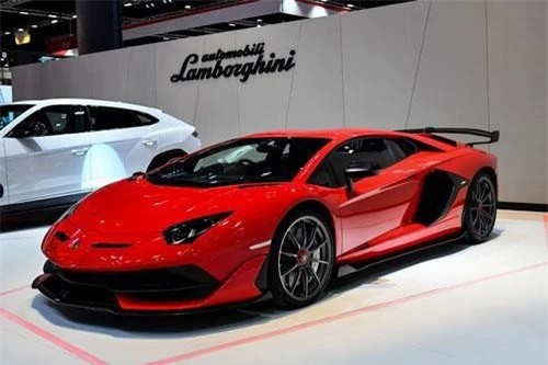 Lamborghini Aventador SVJ.