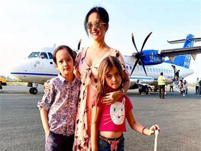 Hồng Nhung xúc động vì suy nghĩ trưởng thành của hai con sau tin bố lấy vợ mới