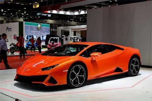 Lamborghini Huracan EVO.