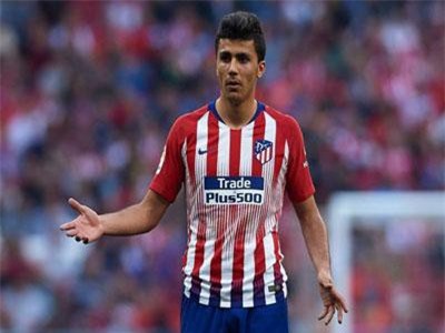 M.U bạo chi 70 triệu euro vì ‘Busquets mới’