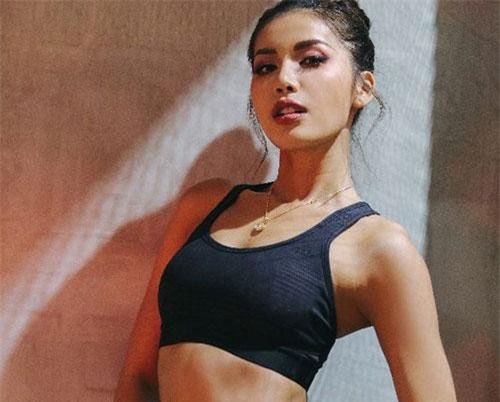 Bất ngờ với cuộc sống của Minh Tú sau ánh hào quang