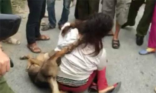 Hà Nội: Nhóm trộm chó khống chế, hiếp dâm hai thiếu nữ