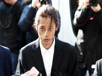 Tìm ra gia thế khủng của quý tử trong chatroom do Jung Joon Young cầm đầu: Con trai giám đốc cấp cao tập đoàn Samsung