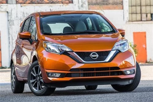 =7. Nissan Versa Note (tỷ lệ bán xe sau 1 năm sử dụng: 9%).