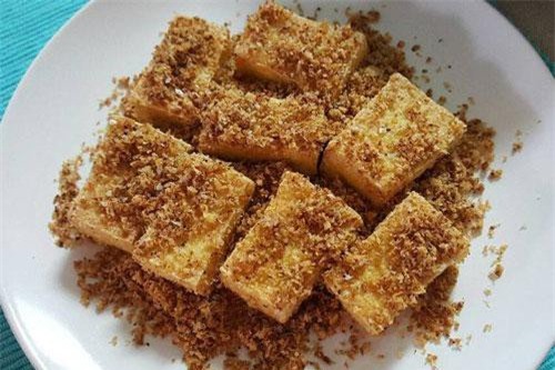 CLIP: Cách làm món đậu hũ chiên muối sả thanh đạm ngày cuối tuần