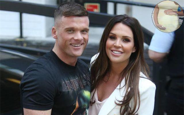 Cựu hoa hậu Anh bất ngờ kết hôn