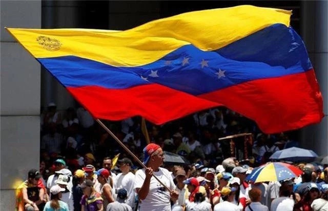 Biểu tình rúng động Venezuela, thủ lĩnh đối lập kêu gọi gây sức ép chưa từng có với chính quyền - 4