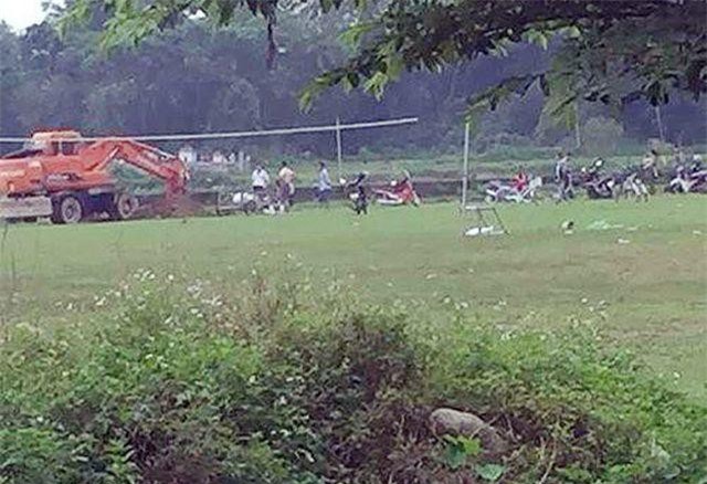 Quảng Ninh: Chỉ đạo chôn lợn chết bừa bãi, 2 cán bộ bị kỷ luật cảnh cáo