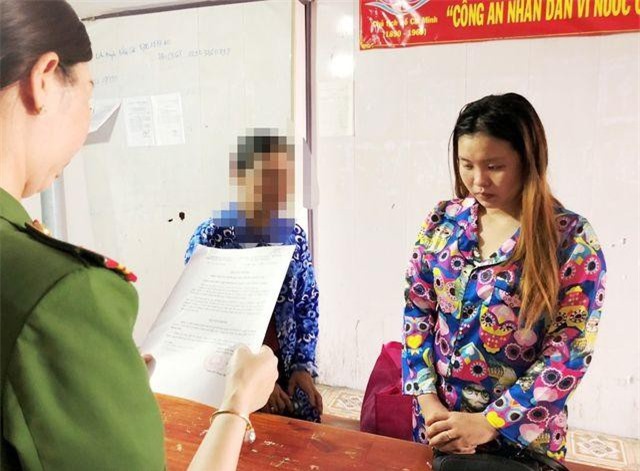 Cà Mau: Đang tại ngoại chờ xét xử, "nữ quái" 9X lại dùng mạng xã hội lừa tiền tỷ