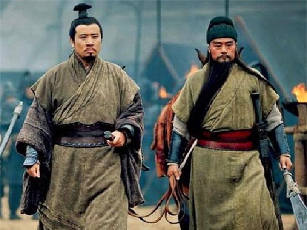 La Quán Trung đã "dìm hàng" Lưu Bị như thế nào trong Tam quốc?