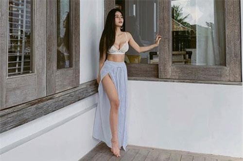 Vòng 1 cực 'khủng' của người đẹp được sự đoán sẽ soán ngôi Elly Trần 