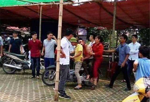 Nam Định: Nhắc nhở khách đi vệ sinh trả thiếu tiền, chủ hộ kinh doanh bị hành hung bất tỉnh