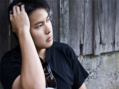 Đang hạnh phúc bên vợ, tôi lại nhận được hung tin đến từ bố của người yêu cũ