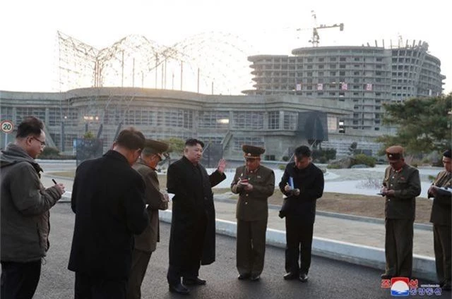 Lý do ông Kim Jong-un thị sát hàng loạt công trình trọng điểm tại Triều Tiên - 1