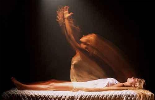 Bí ẩn hiện tượng hồi quang phản chiếu của con người trước khi chết