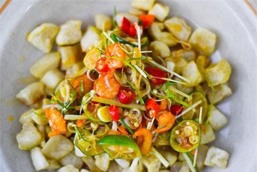 CLIP: Hướng dẫn làm tóp mỡ chiên giòn trộn mắm Thái ngon bá cháy