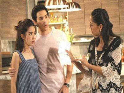 Mẹ chồng thử thách "nữ công", tôi làm ngay một mâm thịnh soạn nhưng thái độ của cả nhà thật kỳ lạ