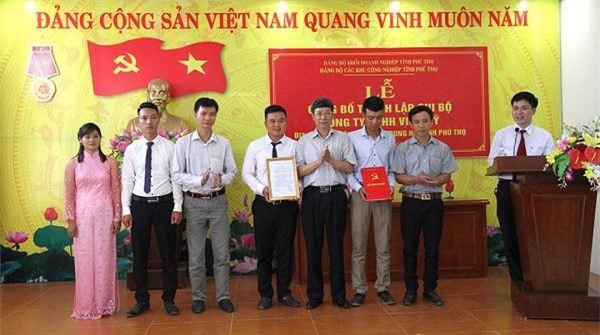 Doanh nghiệp tư nhân có từ 3 đảng viên chính thức có thể thành lập chi bộ
