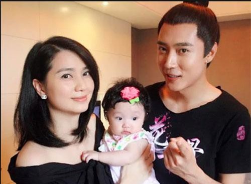 Mỹ nhân U50 Hồng Kong bị chồng trẻ “cắm sừng”