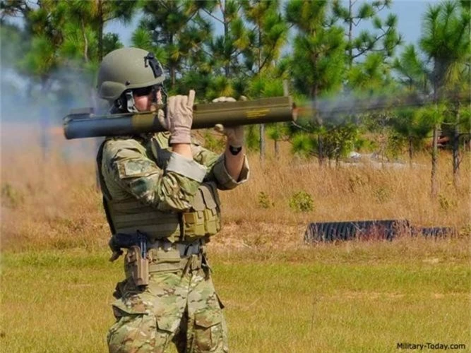 Sung chong tang M72 LAW - “bua ho menh” cua quan tien phong My-Hinh-5