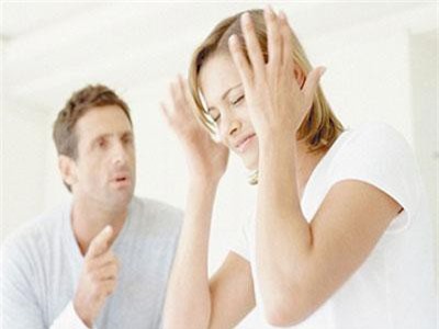 Em rể tương lai vừa bước xuống xe ô tô, cả nhà tôi đã giật nảy mình kinh sợ