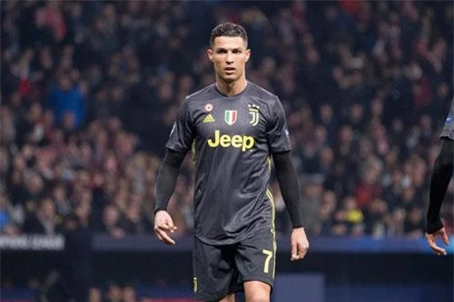 12. Cristiano Ronaldo (53 lần).