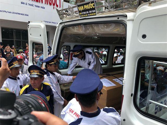 CLIP: Linh cữu Anh Vũ đã về đến chùa Ấn Quang