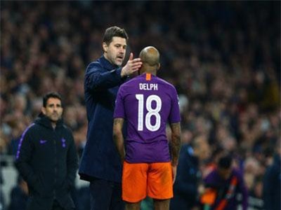 Pochettino nói gì với kẻ khiến Kane chấn thương nặng?