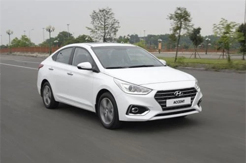 4. Hyundai Accent (doanh số: 1.681 chiếc).