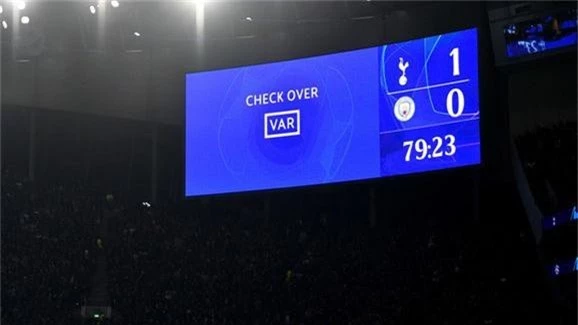 Tottenham Hotspur and Manchester City - UEFA Champions League Quarter Final: First Leg