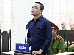 Vĩnh Long: Đánh con của bạn tử vong, Tòa tuyên 10 năm tù, gia đình nạn nhân kháng cáo