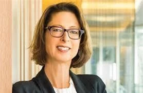 Tỷ phú Abigail Johnson cung Nhân Mã.