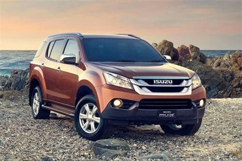 7. Isuzu mu-X (doanh số: 25 chiếc).