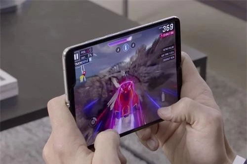 Fan Samsung có thể đặt hàng Galaxy Fold kể từ hôm nay tại Mỹ