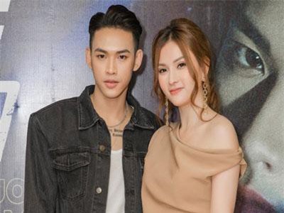 Mặc ồn ào bị chê bai mặt sưng vù, biến dạng vì dao kéo, Thu Thủy vẫn diện váy ngắn sexy thế này