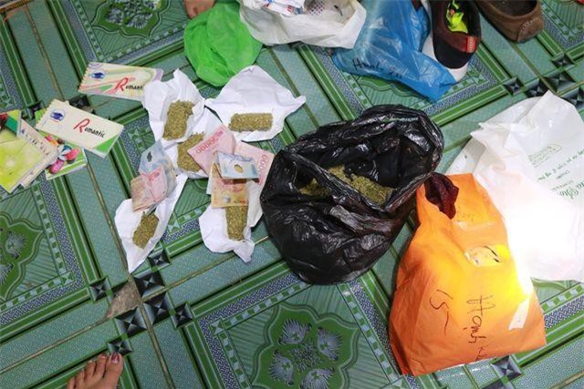 Đồng loạt cùng lúc xóa sổ 6 tụ điểm mua bán, tàng trữ ma túy tại Huế