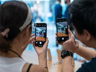 Apple sắp có đợt giảm giá cực mạnh dành cho iPhone 2018?