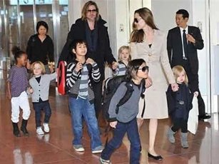 Angelina Jolie muốn tái hợp với Brad Pitt